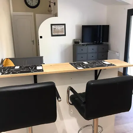 Chez Delph Independant A Secteur Haras Et Bowling Parking Prive Et Gratuit *