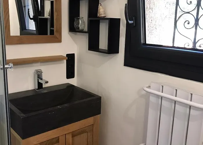 Apartamento Chez Delph Independant A Secteur Haras Et Bowling Parking Prive Et Gratuit Uzès